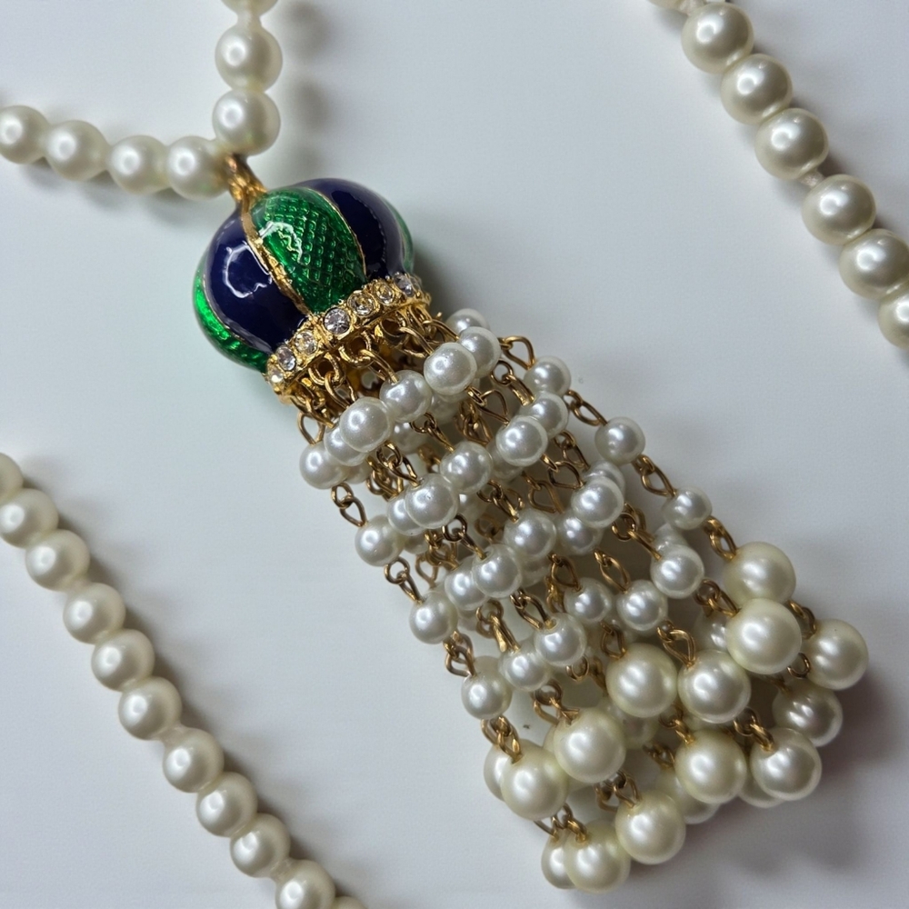 KENNETH LANE Pearl Sapphire Emerald Enamel Tassel Necklace - Picture 3 of 5